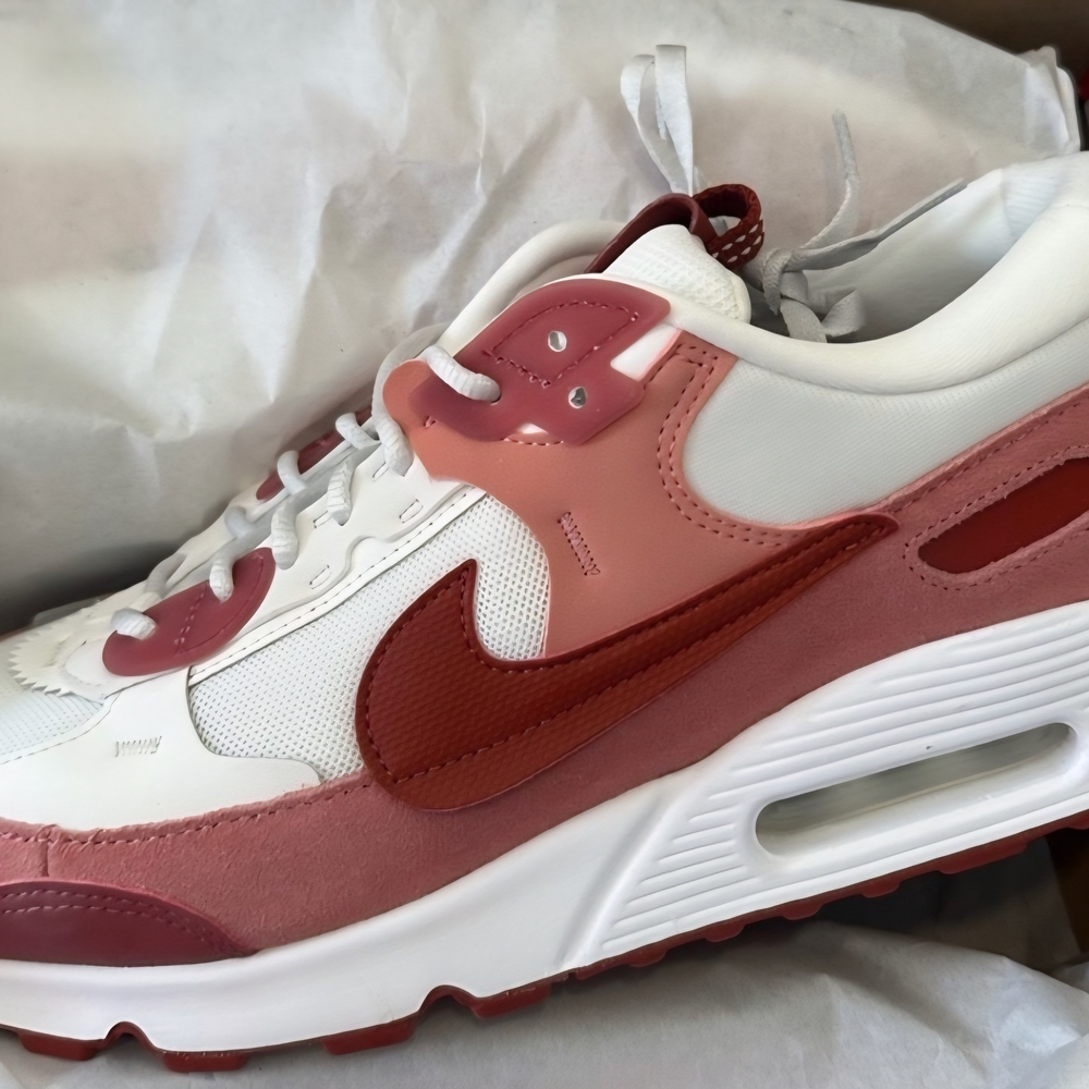Nike Women's Air Max Futura